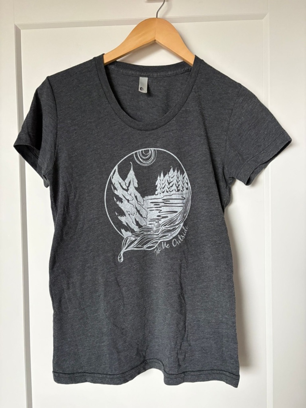Take me outside print graphic shirt - grey Nature Tee with White Print